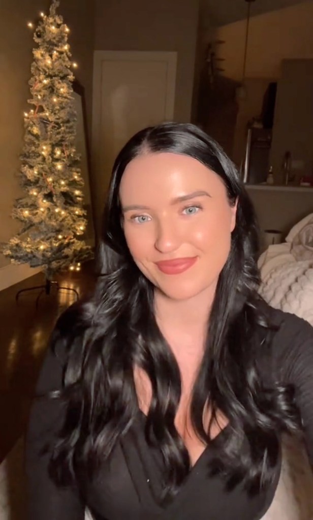 Hannah White taking a selfie, expressing gratitude for Tiktok for the help of Delta to reach her sick mother